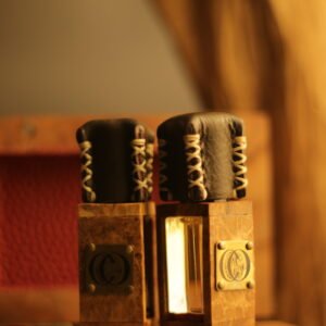 SANTAL OBSCURA